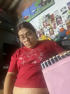 dafne19  online show from October 4, 2025, 4:54 am