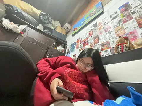 dafne19  online show from May 15, 2026, 3:02 am
