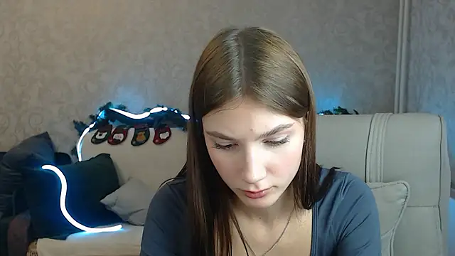 AnaHoney online show from December 3, 2024, 8:05 am