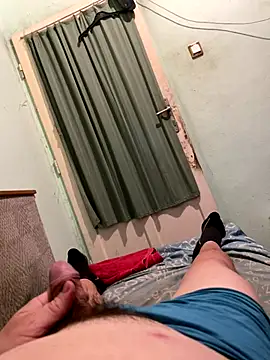 Snapshot of VerylittleDICK11 chatting on September 14, 2025, 8:35 am VerylittleDICK11 online show from September 14, 2025, 8:35 am