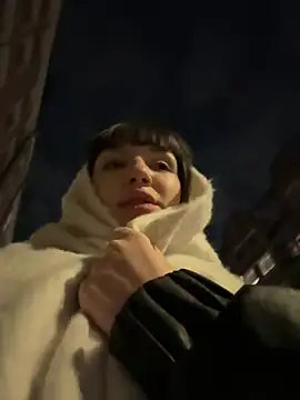 Sophie Avory online show from February 16, 2025, 5:04 pm