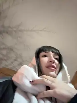 Sophie Avory online show from February 18, 2025, 5:31 pm