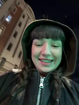 Sophie Avory online show from March 16, 2025, 6:01 pm