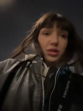 Sophie Avory online show from October 3, 2025, 7:33 pm