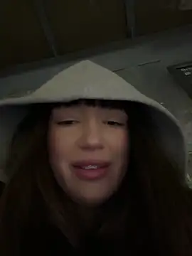 Sophie Avory online show from January 7, 2026, 5:59 pm