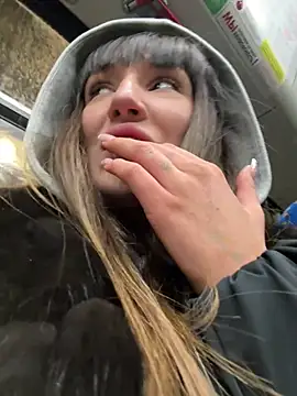 Sophie Avory online show from January 11, 2026, 6:13 pm