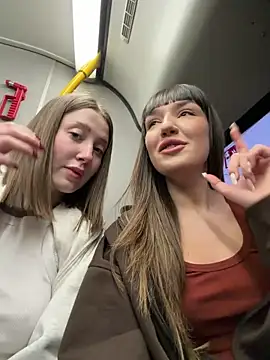 Sophie Avory online show from April 13, 2026, 5:29 pm