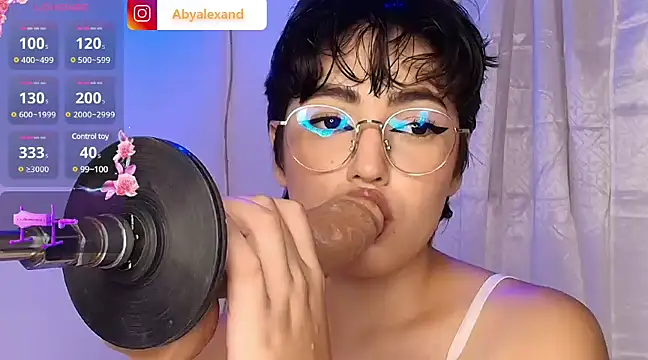 baby alexx online show from December 4, 2024, 4:54 am