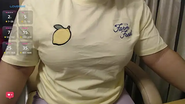 Snapshot of Alexandra007 chatting on November 30, 2025, 7:40 pm Alexandra007 online show from November 30, 2025, 7:40 pm