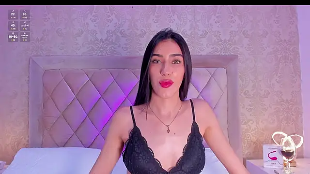 LiaFlowers online show from January 14, 2025, 9:41 pm