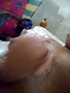 Snapshot of AlkalineCalmness chatting on November 19, 2025, 5:57 pm AlkalineCalmness online show from November 19, 2025, 5:57 pm