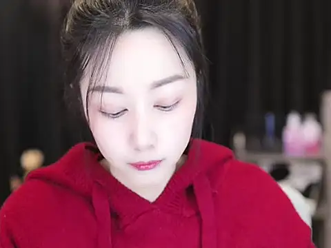 Nuyoah-77 online show from January 9, 2025, 4:52 am