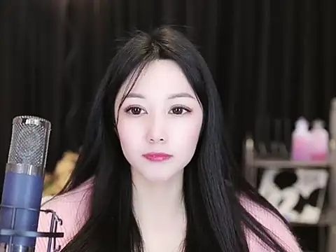 Nuyoah-77 online show from January 14, 2025, 7:11 pm