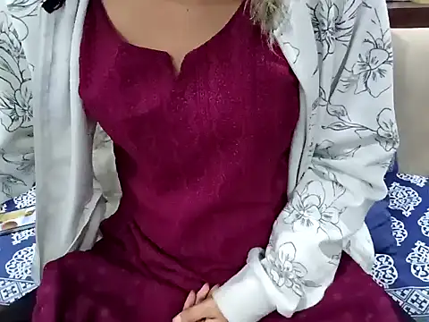 GoldnessAishu online show from December 14, 2024, 5:25 pm