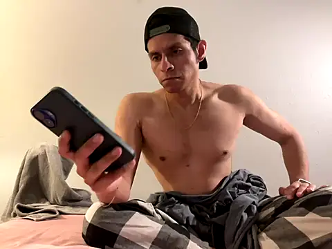 JosephAKenwood online show from October 12, 2025, 1:37 am