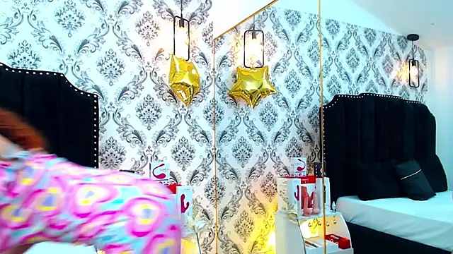 SaaraBrown online show from January 18, 2025, 3:49 pm