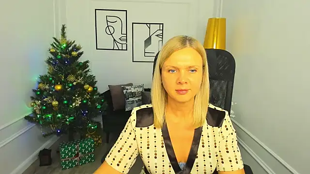 AgathaKlouin online show from December 18, 2025, 7:20 pm