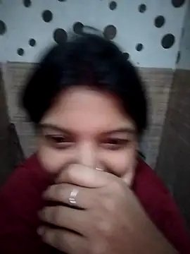 Hotty-Divya online show from November 5, 2025, 1:11 pm