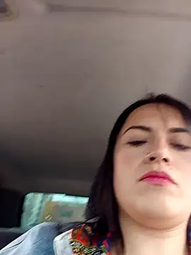 Lesly 10- online show from February 3, 2025, 5:24 pm