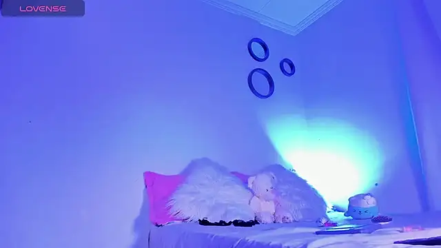 Snapshot of Elii_ross chatting on October 12, 2025, 1:37 am Elii ross online show from October 12, 2025, 1:37 am