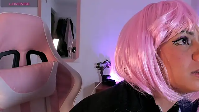 adriannyp 1 online show from October 22, 2025, 12:44 am