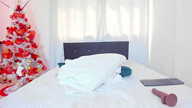 DailaSmith online show from December 6, 2024, 6:39 pm