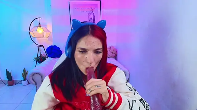 Dafne huges online show from January 19, 2025, 3:21 pm