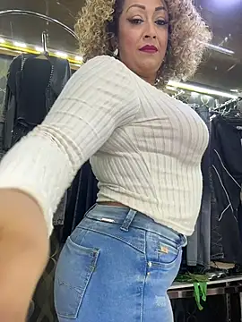 Katti Barrera online show from July 28, 2026, 8:52 pm