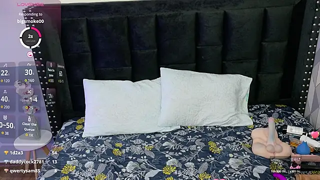 Snapshot of petitelittleebony chatting on October 11, 2025, 2:55 am petitelittleebony online show from October 11, 2025, 2:55 am