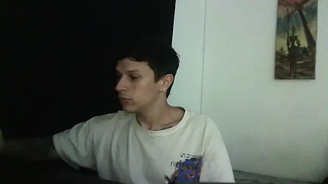 Snapshot of goodboy69l chatting on February 19, 2025, 7:38 pm goodboy69l online show from February 19, 2025, 7:38 pm