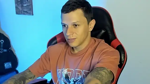 Snapshot of goodboy69l chatting on February 8, 2026, 12:19 pm goodboy69l online show from February 8, 2026, 12:19 pm