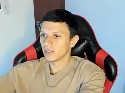 goodboy69l online show from May 21, 2026, 4:47 pm
