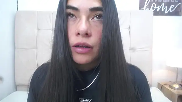 Snapshot of missexy303av chatting on December 2, 2024, 8:44 pm missexy303av online show from December 2, 2024, 8:44 pm