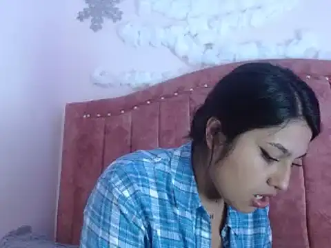 Snapshot of SarahStones chatting on January 4, 2025, 9:21 am SarahStones online show from January 4, 2025, 9:21 am