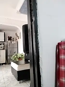 Madisonpalacio online show from October 9, 2025, 5:44 pm