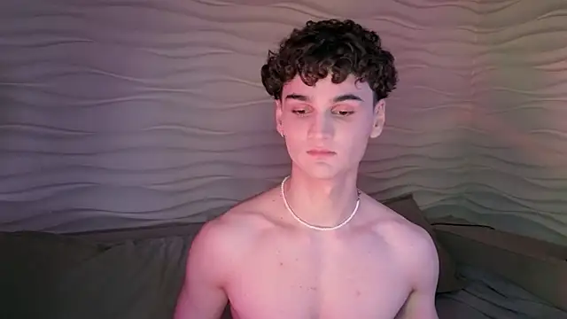 adam 21cm   online show from February 2, 2025, 4:54 pm