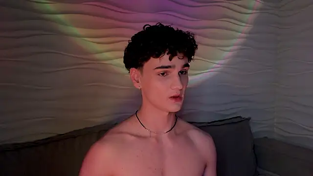 adam 21cm   online show from March 20, 2025, 7:35 pm