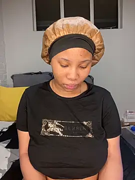 DrippinCaramelCutie online show from November 23, 2025, 8:08 pm