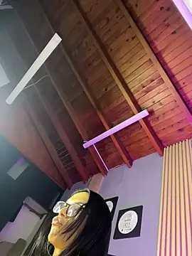 Snapshot of elolotero chatting on February 5, 2025, 9:15 am elolotero online show from February 5, 2025, 9:15 am