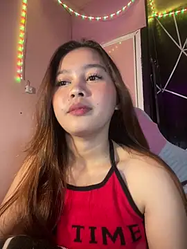 Snapshot of ursweet_babygirl chatting on March 16, 2026, 3:49 pm ursweet babygirl online show from March 16, 2026, 3:49 pm