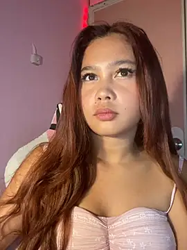 Snapshot of ursweet_babygirl chatting on May 7, 2026, 4:12 pm ursweet babygirl online show from May 7, 2026, 4:12 pm