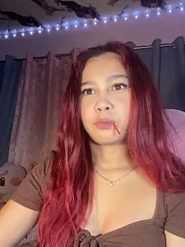 Snapshot of ursweet_babygirl chatting on June 28, 2026, 5:52 pm ursweet babygirl online show from June 28, 2026, 5:52 pm