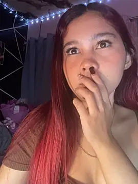 Snapshot of ursweet_babygirl chatting on July 10, 2026, 5:26 pm ursweet babygirl online show from July 10, 2026, 5:26 pm