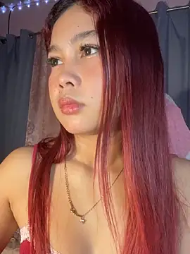 Snapshot of ursweet_babygirl chatting on July 24, 2026, 5:00 pm ursweet babygirl online show from July 24, 2026, 5:00 pm