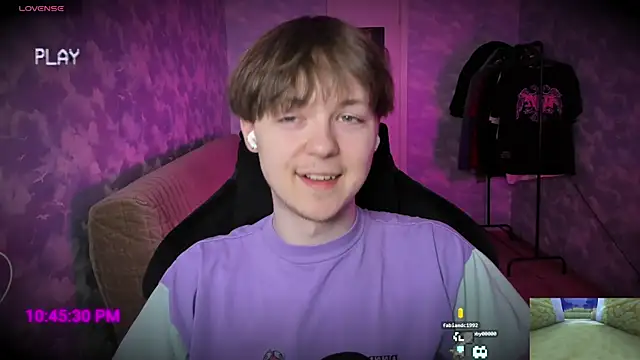 charonbaby1 online show from March 21, 2025, 7:46 pm