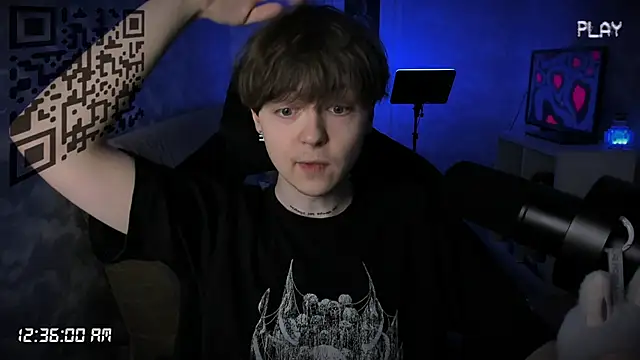 charonbaby1 online show from November 10, 2025, 9:36 pm