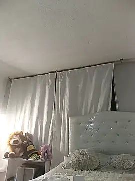 Snapshot of Nalaa_Sc chatting on December 27, 2024, 11:42 pm Nalaa Sc online show from December 27, 2024, 11:42 pm