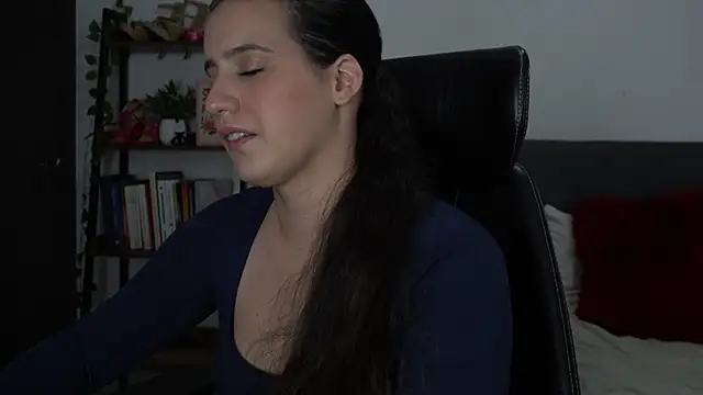 alexajhonsonsof online show from November 19, 2025, 3:23 pm