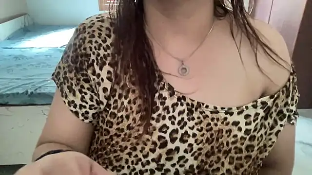 Snapshot of sassypooja chatting on May 11, 2026, 4:29 am sassypooja online show from May 11, 2026, 4:29 am