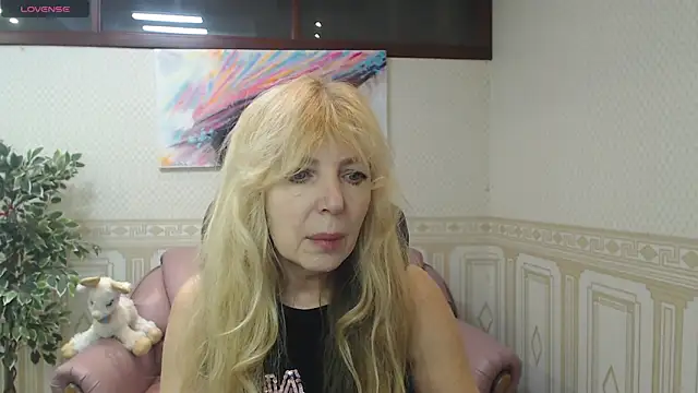 Anna Diax online show from March 6, 2025, 12:30 pm